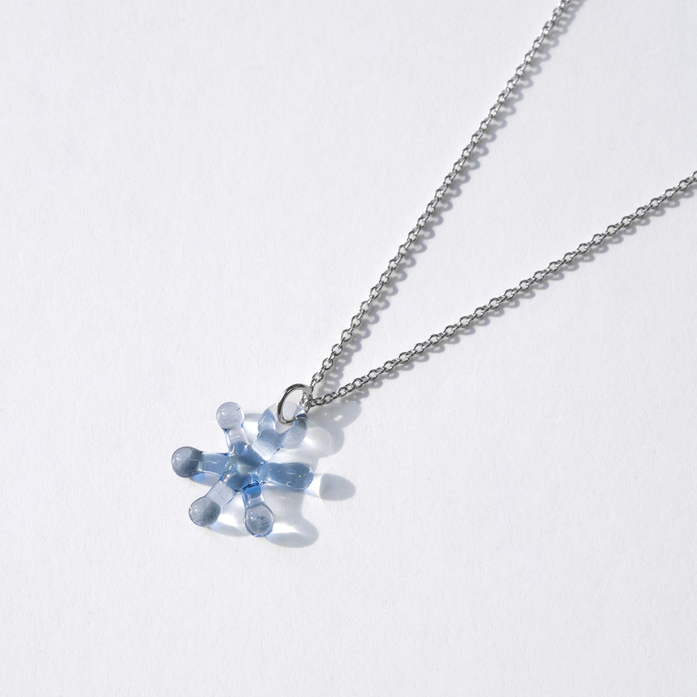 スノー<span style="font-size: 0.7em;">【ネックレス】