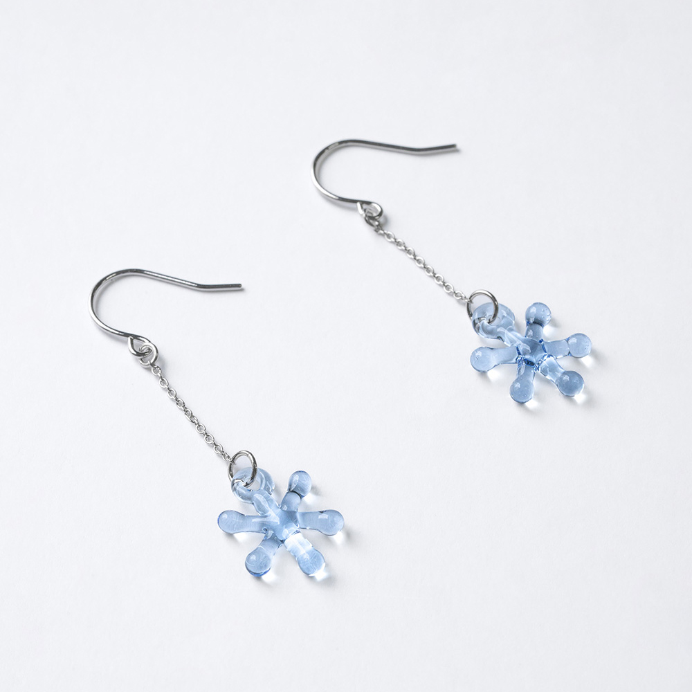 スノー<span style="font-size: 0.7em;">【ピアス】